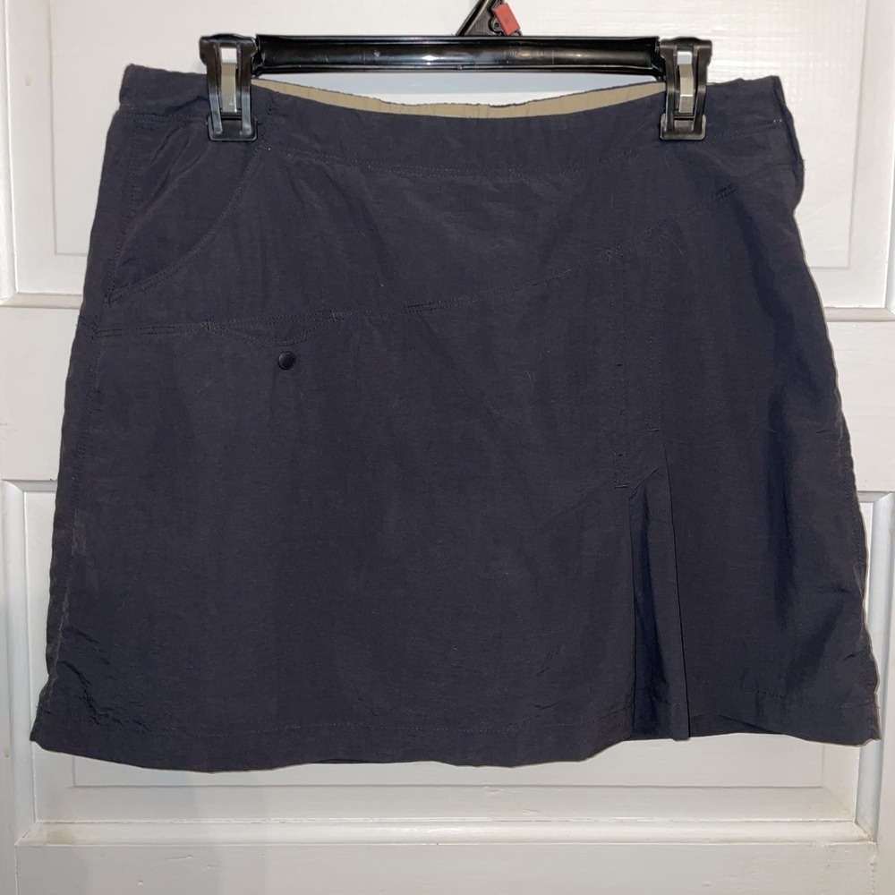 Royal Robbins Size 8 Quick Dry Athletic Skirt (built in shorts) Black Side Zip